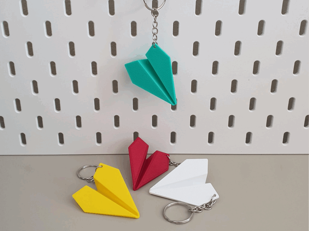 Avião de papel - Chaveiro de Origami